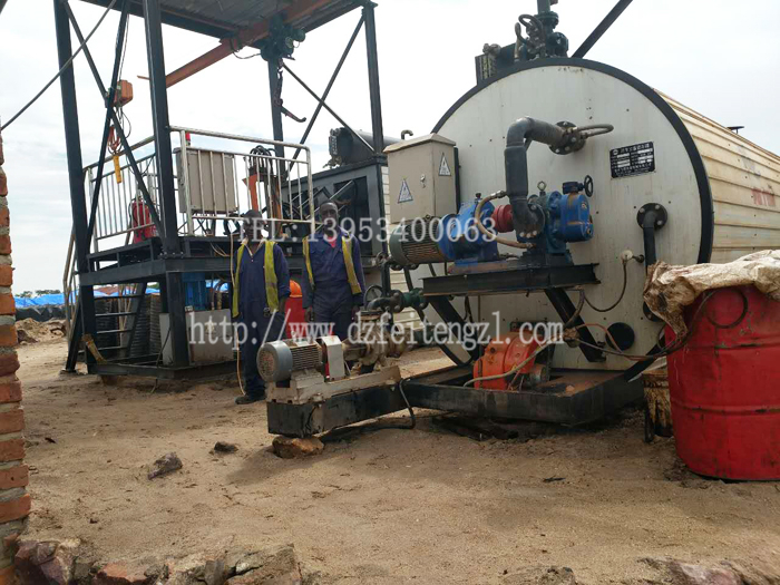 烏干達(dá)脫桶和燃油儲(chǔ)存罐 烏干達(dá)脫桶和燃油儲(chǔ)存罐