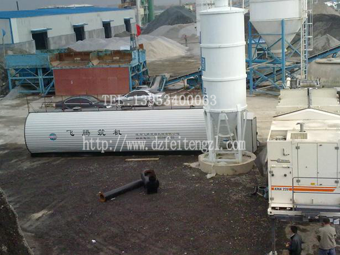 海南九所工地現(xiàn)場(chǎng)燃油自加熱瀝青儲(chǔ)存罐 海南九所工地現(xiàn)場(chǎng)燃油自加熱瀝青儲(chǔ)存罐